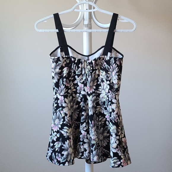 Snidel - Picture 2 of 3